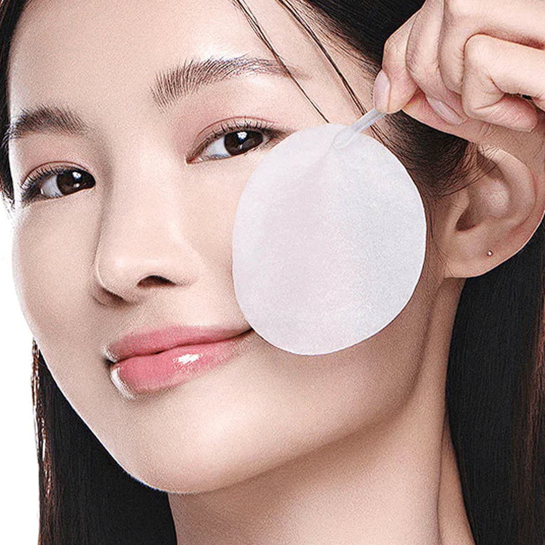 Bewants Cica Collagen Calming Pads being used on face