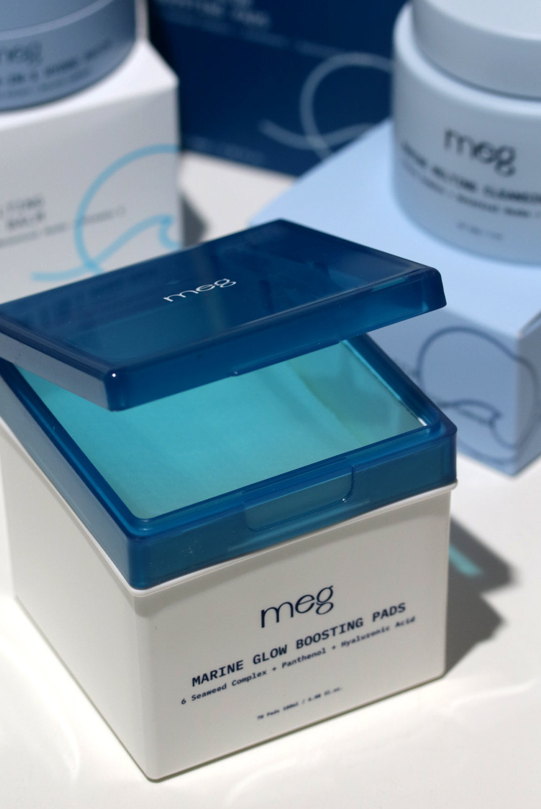 Meg Marine Everglow Marine Glow Boosting Pad open container