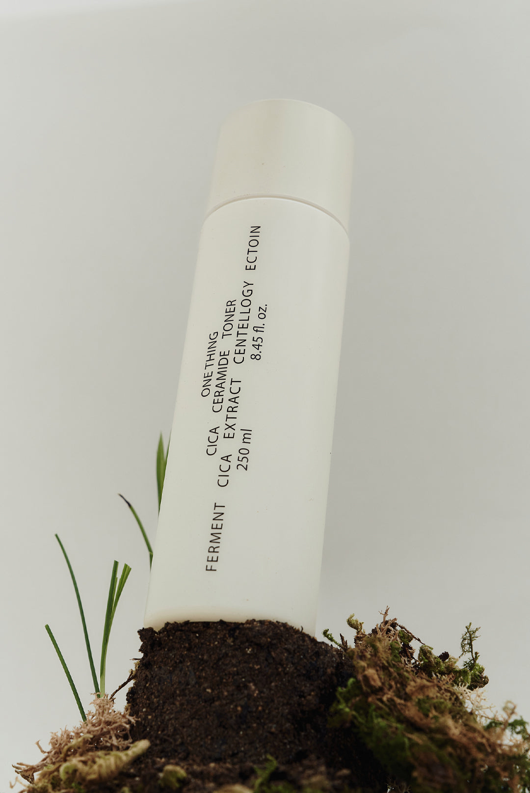 One Thing Cica Ceramide Toner bottle with raw ingredients