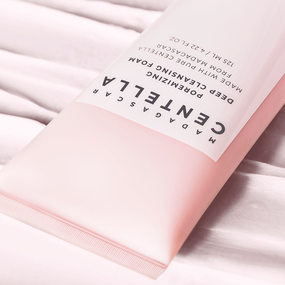 SKIN1004 Madagascar Centella Poremizing Deep Cleansing Foam texture close-up
