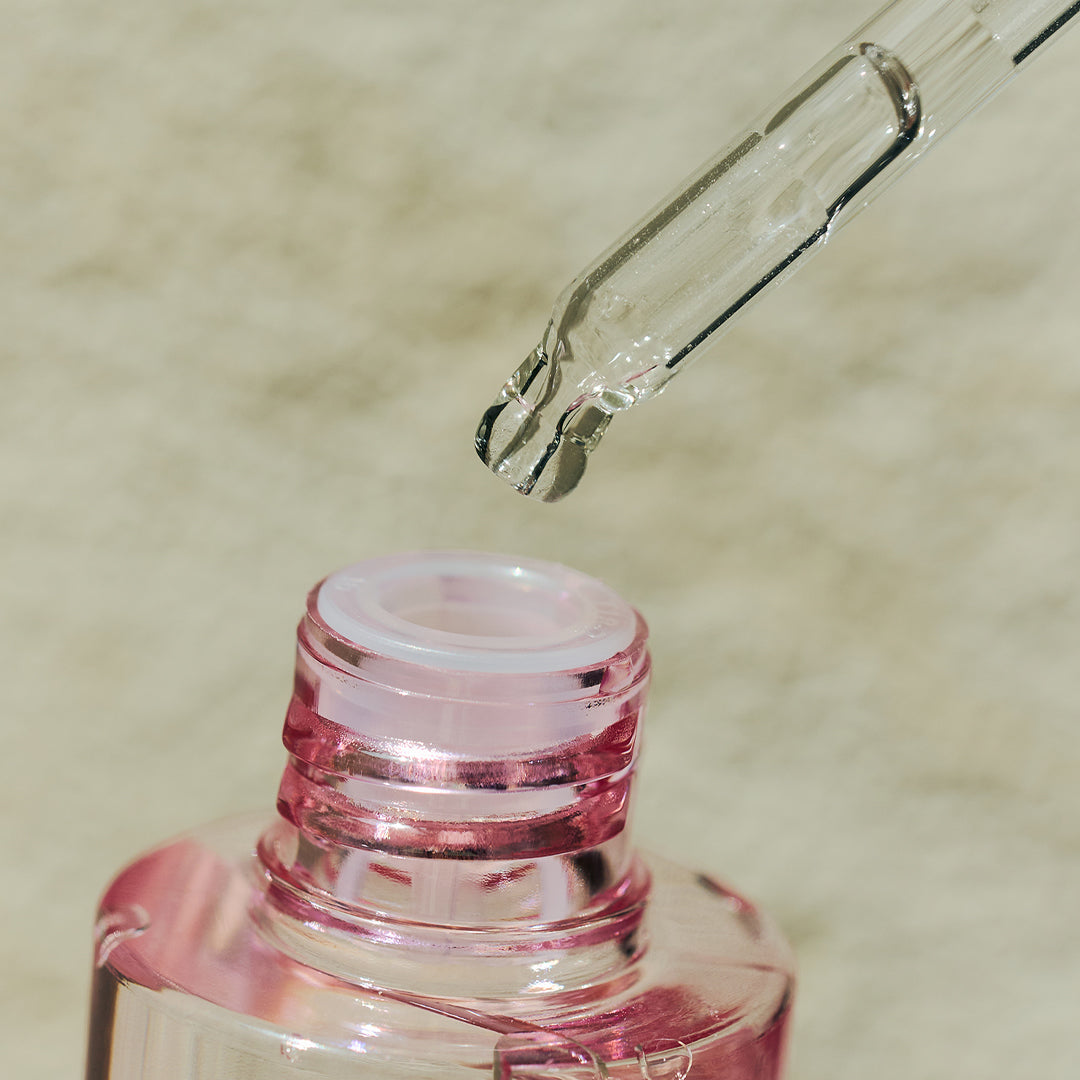 SKIN1004 Madagascar Centella Poremizing Fresh Ampoule dropper close-up